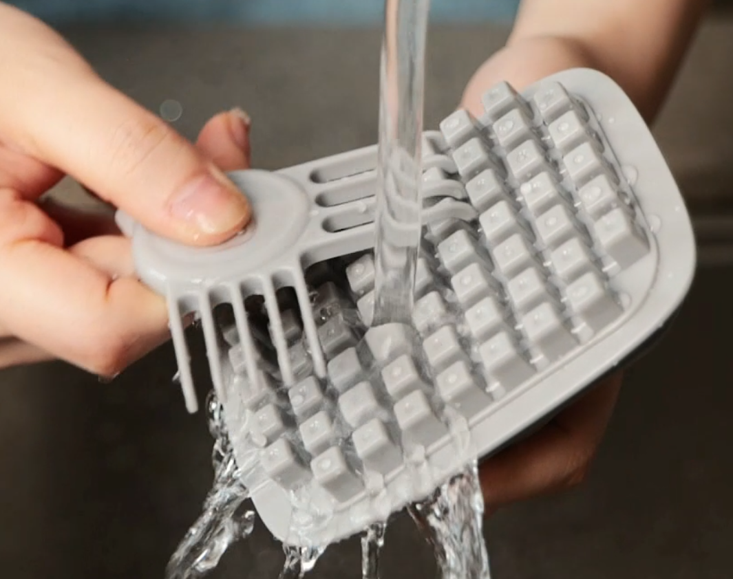 Cleaning comb